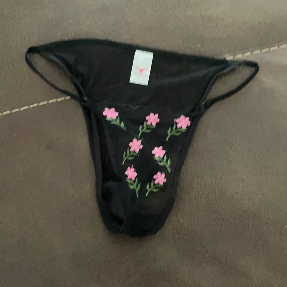 💕KNOTTY KNICKERS💕. XS Black/Pink SEXY Panties